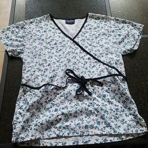 Blue Floral Medical Scrub Top Size XS